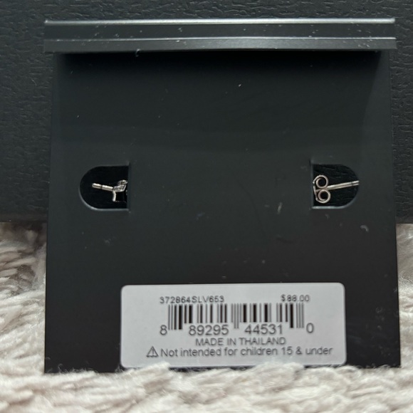 Coach Earrings - Winners Choice - Picture 4 of 9